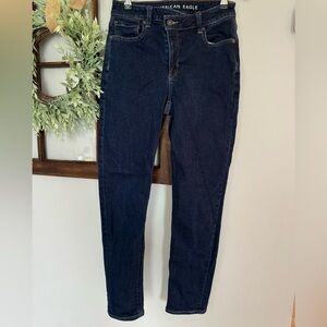 American Eagle Mom Jean Size 4 Stretch NWOT